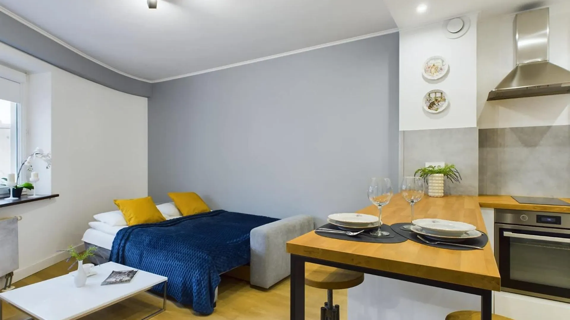 Modern And Comfortable Studios With Smart Tvs Near Pge By Noclegi Renters Warschau