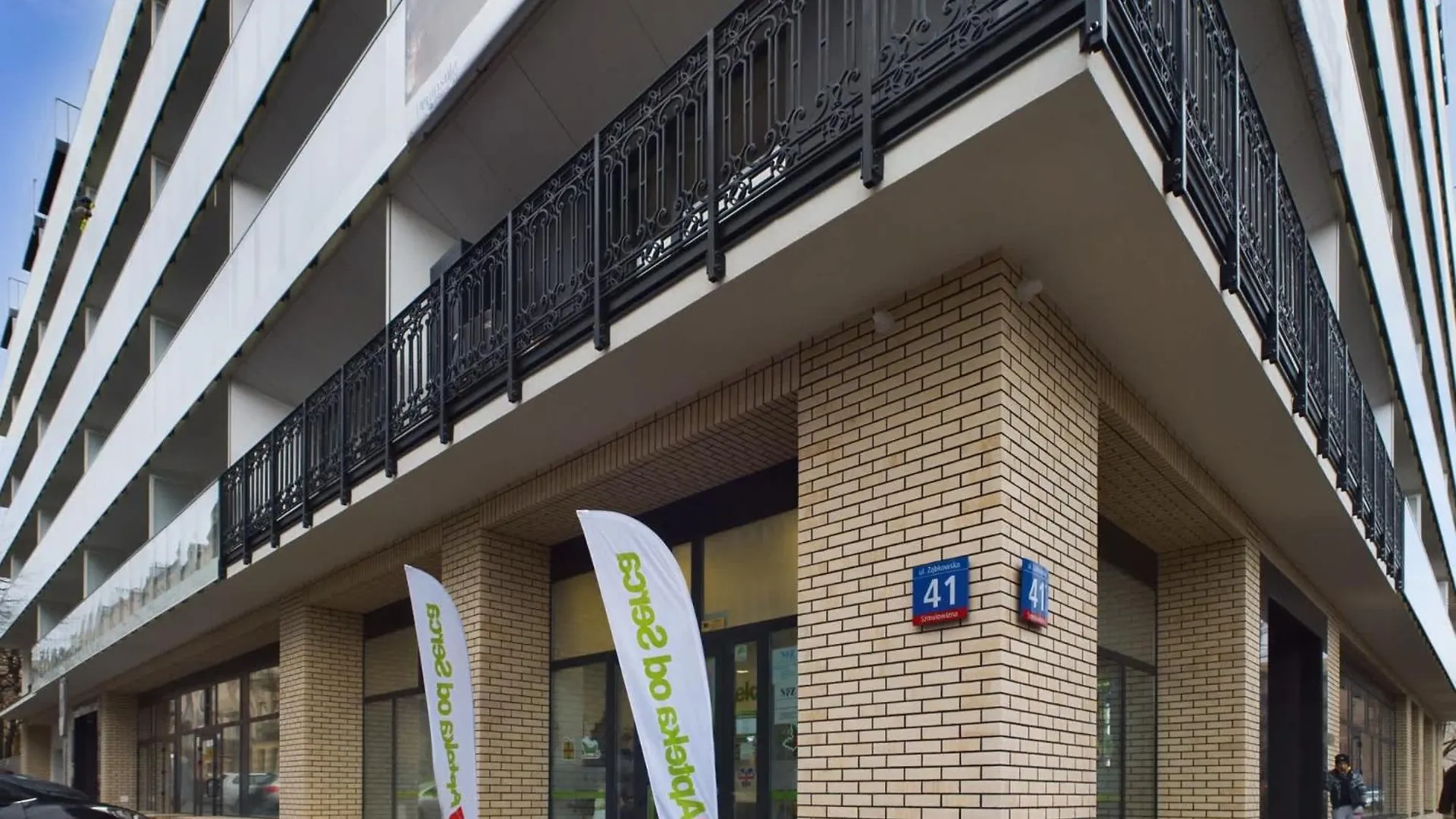 Apartament Modern And Comfortable Studios With Smart Tvs Near Pge By Noclegi Renters